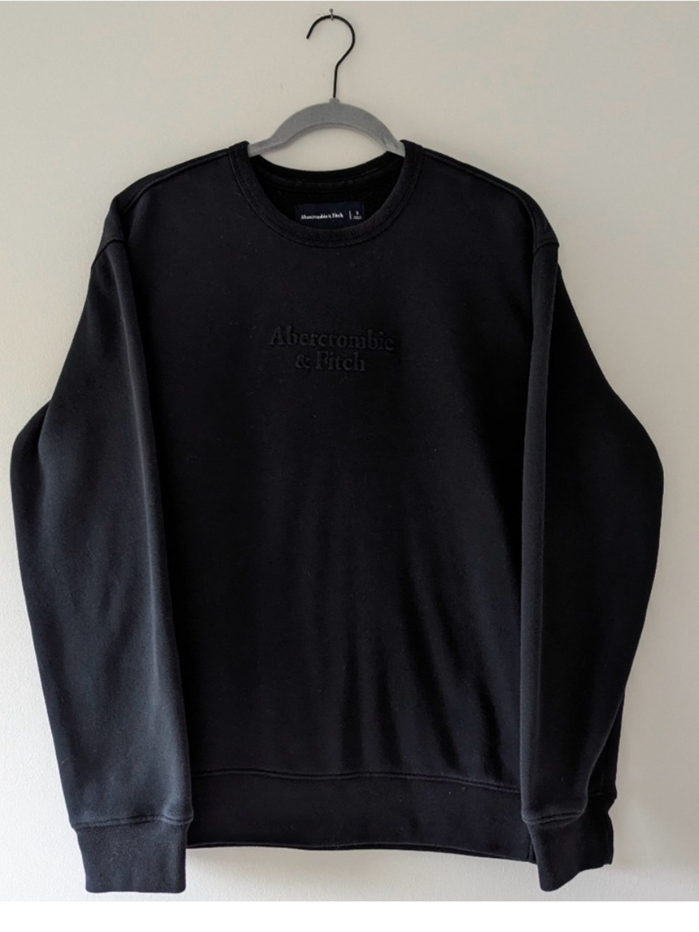 Abercrombie & Fitch Black Crewneck Sweatshirt